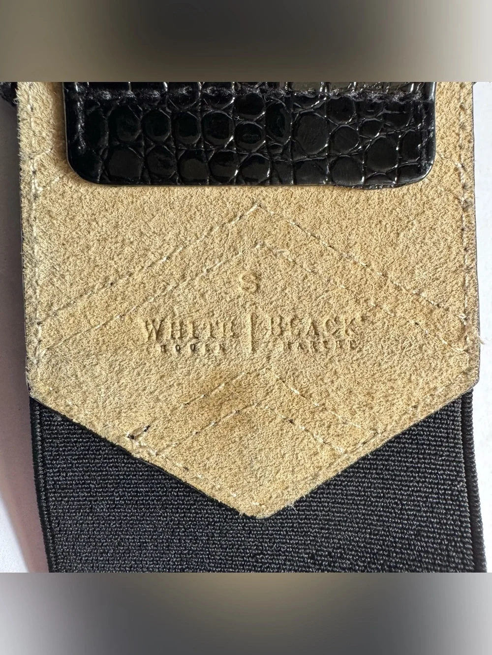 White House Black Market Croc Embossed Patent Leather Wide Stretch Belt S